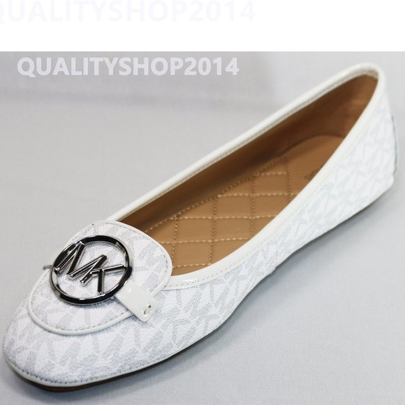 Michael Kors Womens Lillie Moc Closed Toe - Picture 2 of 3